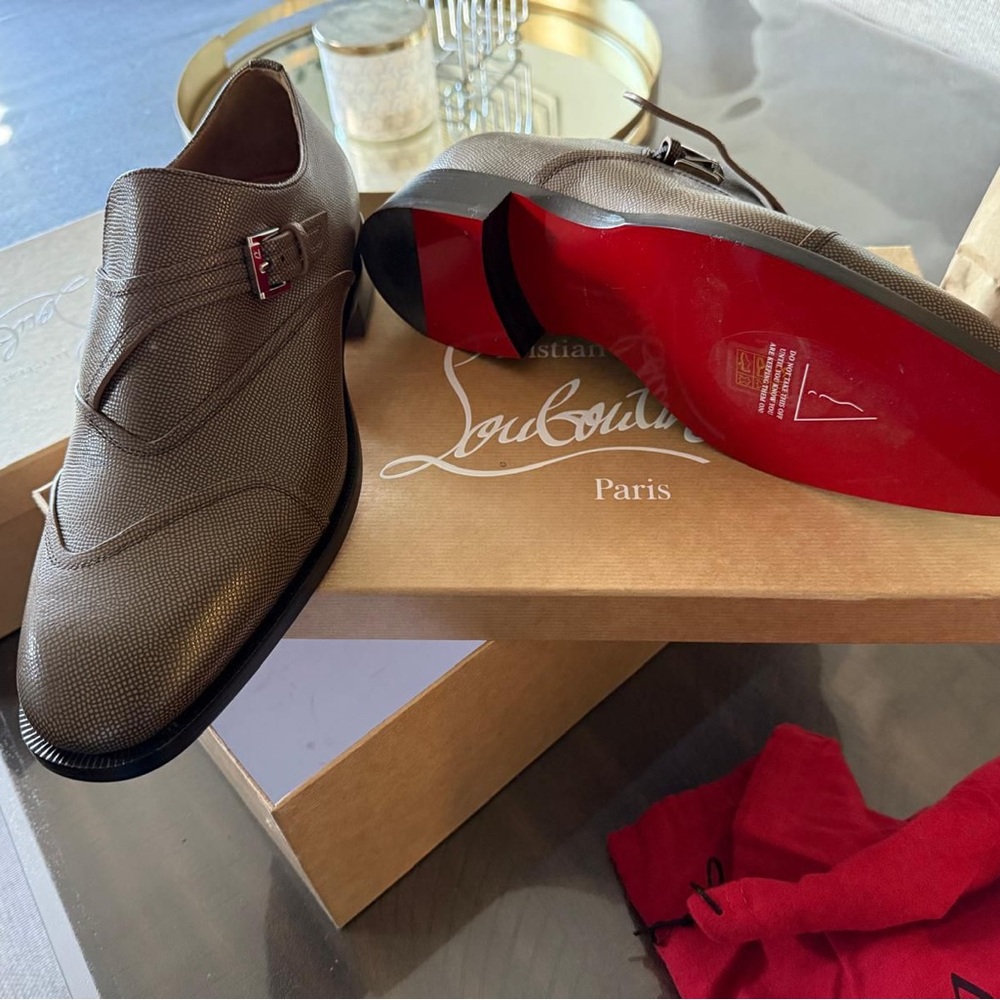 Christian Louboutin Men's Taupe Leather Oxfords